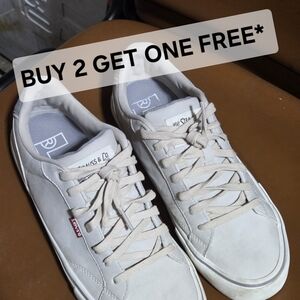 BUY 2 GET ONE FREE* Levi's White Men's Sneakers Size 9.5m/11w